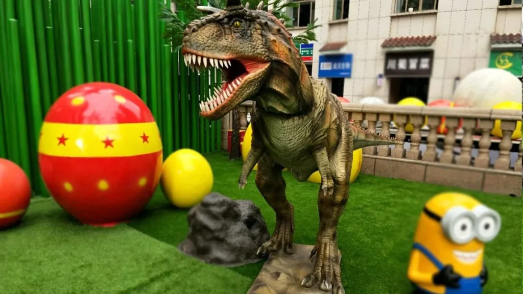 Life-Size Animatronic Carnotaurus