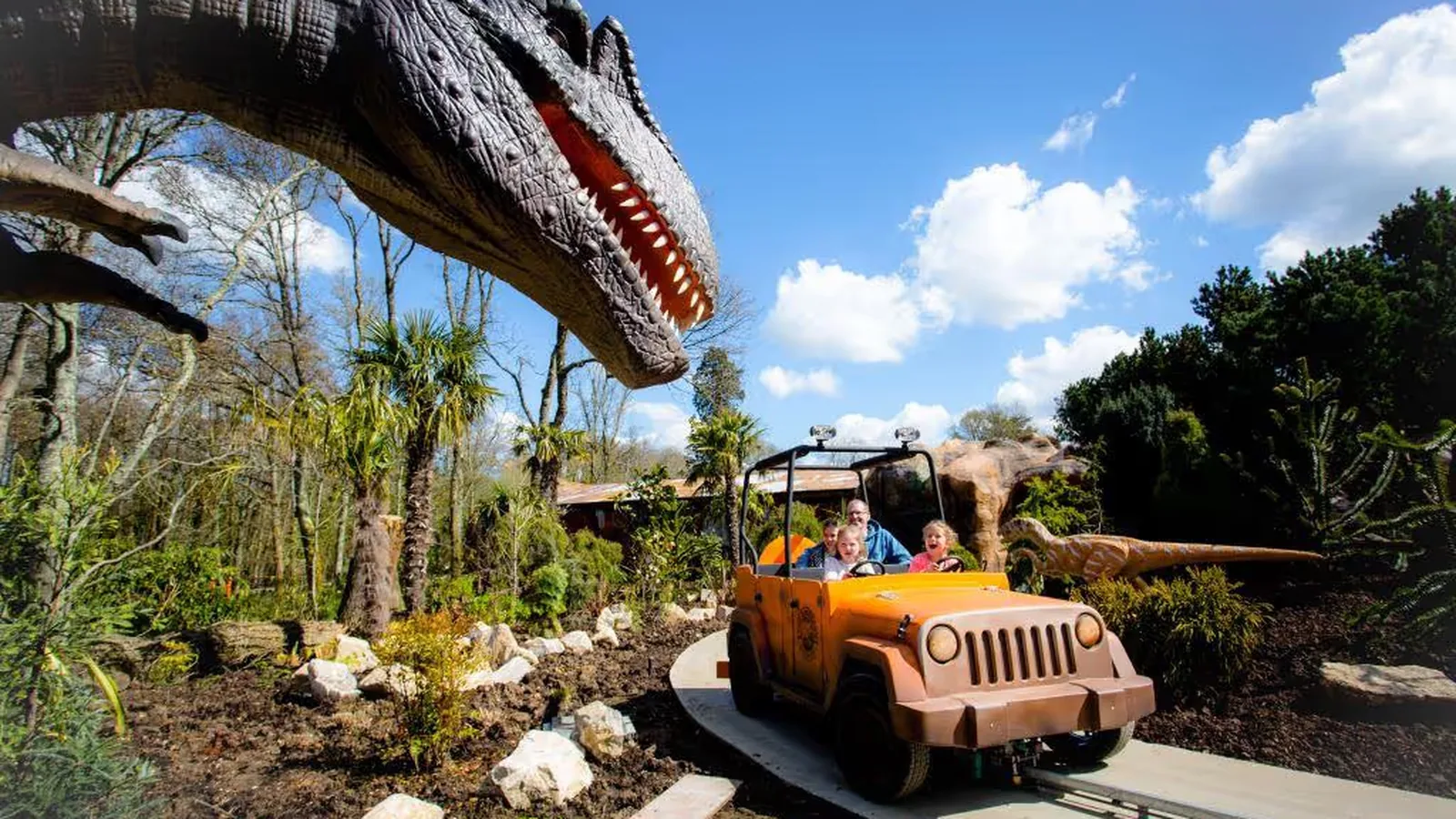 Animatronic T-Rex over a safari truck in the United Kingdom